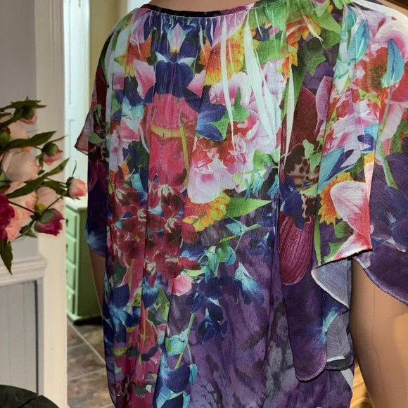 Dressbarn Colorful Floral Blouse 1X - Picture 6 of 9